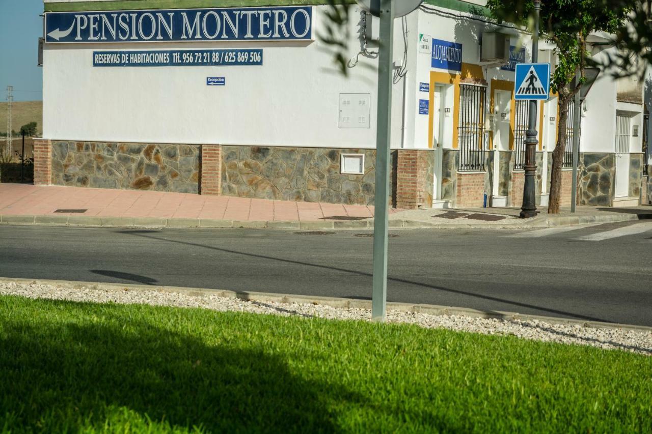 Pension Montero Jedula Buitenkant foto